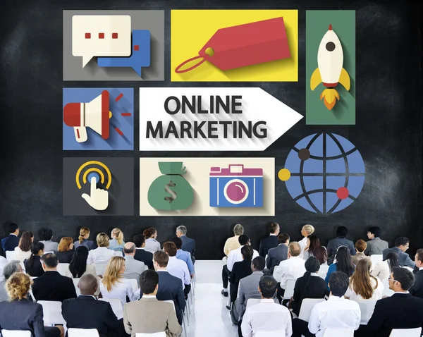 Ludzie w seminarium o marketingu online — Zdjęcie stockowe