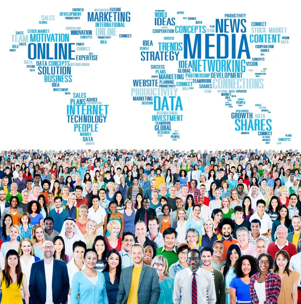 Diverse people and Social Media — Stock Photo, Image