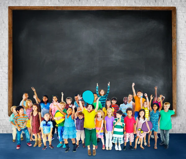 Entzückende süße Kinder — Stockfoto