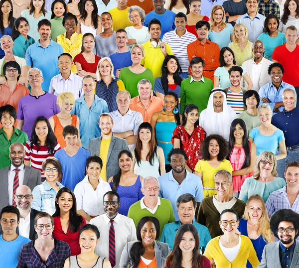 Multietnische groep van mensen — Stockfoto
