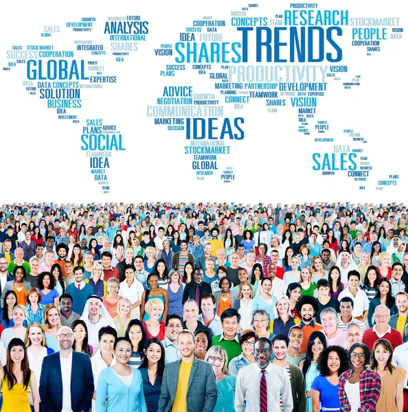 Rozdílní lidé a globální akcie trendy — Stock fotografie