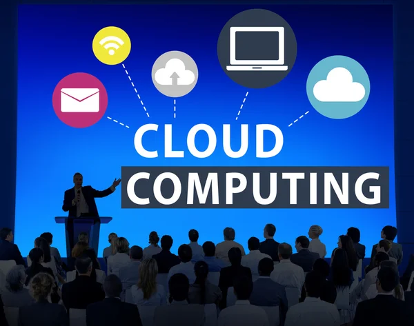 Люди на семинаре о Cloud Computing — стоковое фото