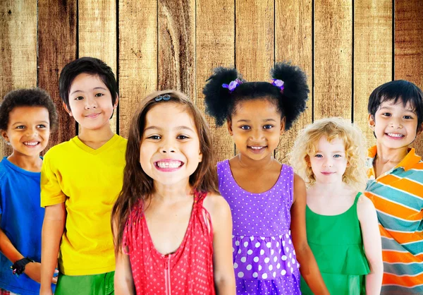 Feliz Alegre niños y niñas — Foto de Stock