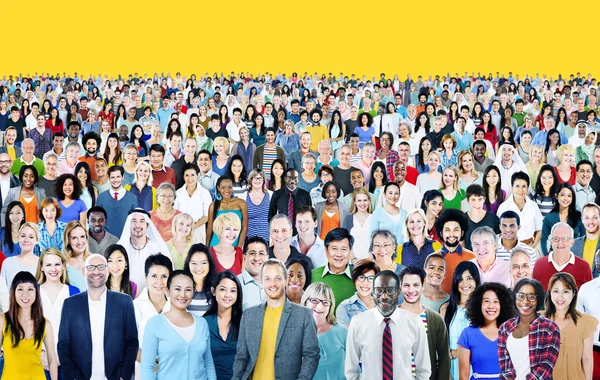 Diverse multi-etnisch vrolijke mensen — Stockfoto