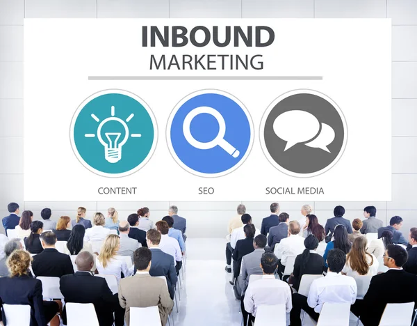 Ludzie w seminarium o Inbound Marketing — Zdjęcie stockowe