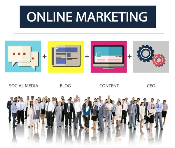 Diverses personnes et marketing en ligne — Photo