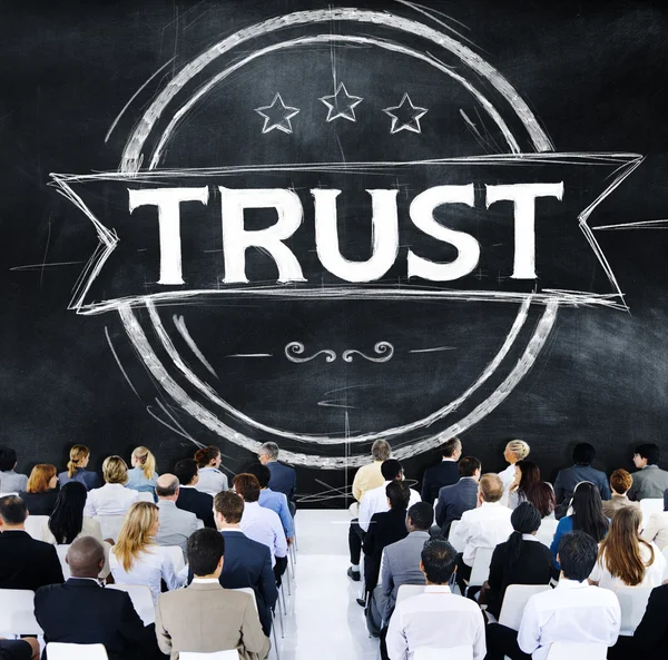 Pessoas no seminário sobre Confiança — Fotografia de Stock