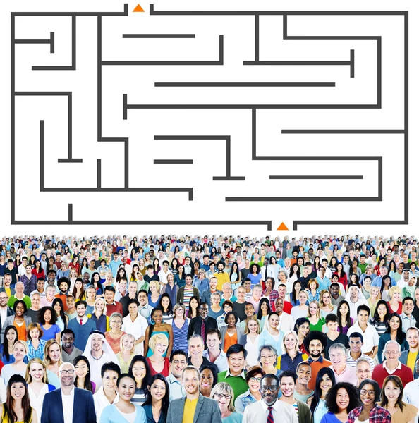 Diverse people and Maze Concept — Stock Photo, Image