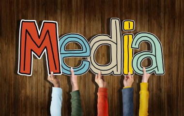 El ele tutuşarak word Medya Grup