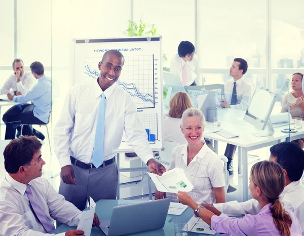 Reunião do grupo de empresários — Fotografia de Stock