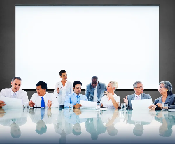 Gente en la reunión de negocios —  Fotos de Stock