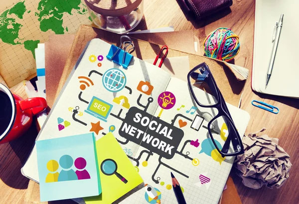 Sociala medier sociala nätverk anslutning global — Stockfoto
