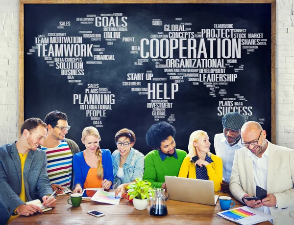 Együttműködése üzleti csapatmunka-szemlélet — Stock Fotó