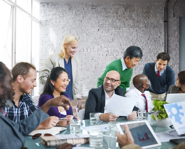 Business People e concetto di partenariato di cooperazione — Foto Stock