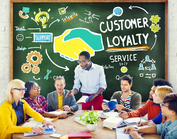 Customer Loyalty Service Support Care Trust Casual — Stockfoto