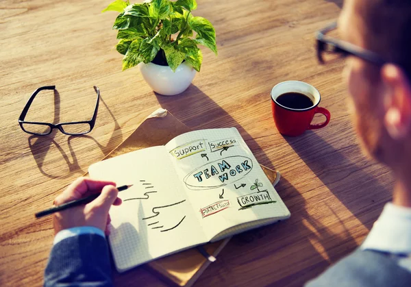 Conceito de negócio aprendizagem de parceria de trabalho em equipe — Fotografia de Stock