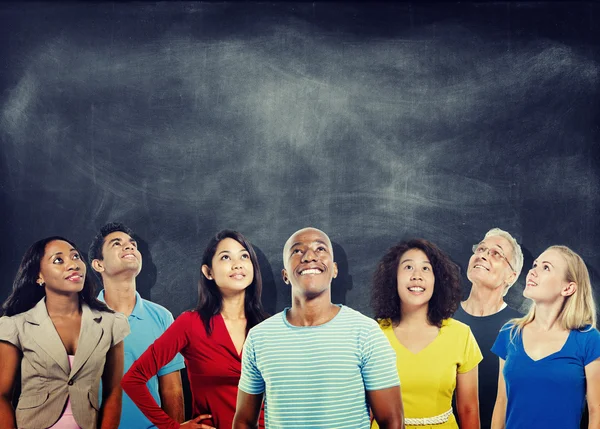 Diversiteit groep mensen samen — Stockfoto