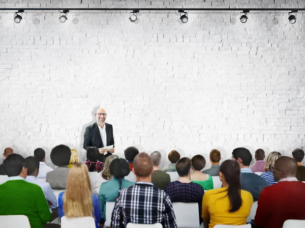 Conceito de seminário de pessoas multi étnicas — Fotografia de Stock