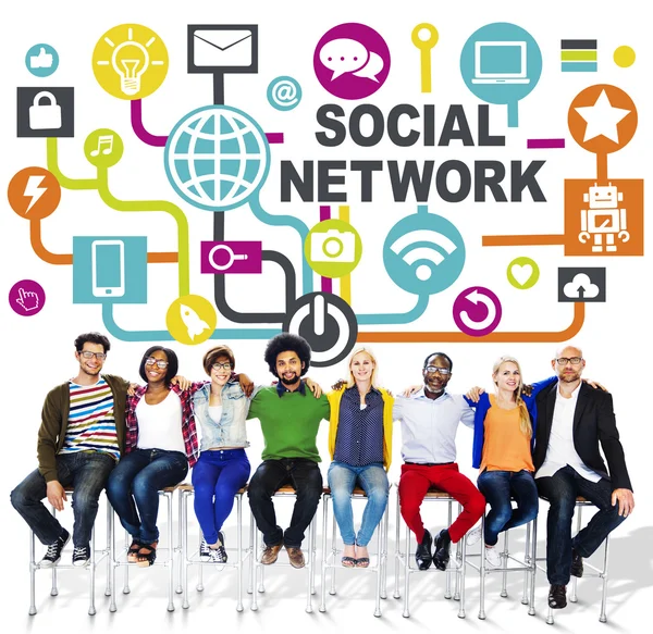 Group of people and Global Social Media Networking — Stockfoto