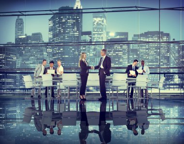 İş insanlar ortaklık ekip çalışması kavramı