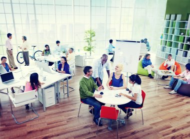 İş adamları ofis tanıtımı 