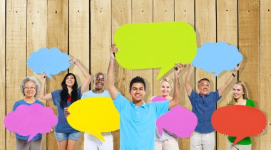 Çeşitlilik insanlarla konuşma balonları