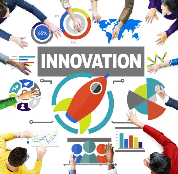Grupp av människor och kreativitet innovationsbegreppet — Stockfoto