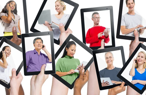 People holding Digital Devices — Stock Photo, Image