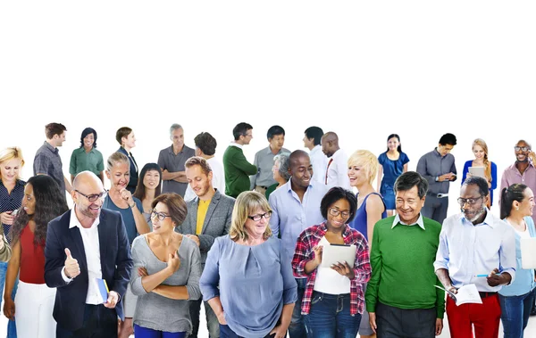 Multi-etnische groep van mensen uit het bedrijfsleven — Stockfoto