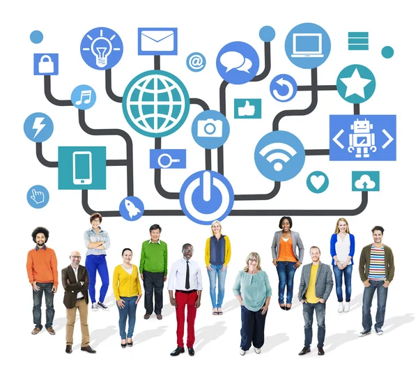 Group of people and Global Social Media Networking — Stock Photo, Image