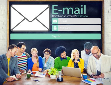 E-posta çevrimiçi mesajlaşma kavramı