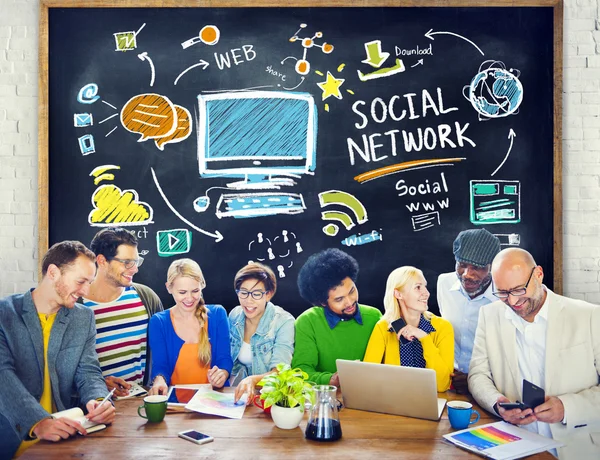 Rede Social Pessoas Aprendendo Conceito de Educação — Fotografia de Stock