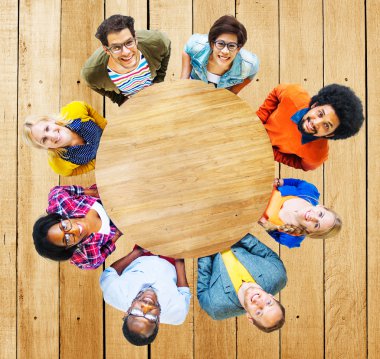 Beraberlik destek neşeli kavramı