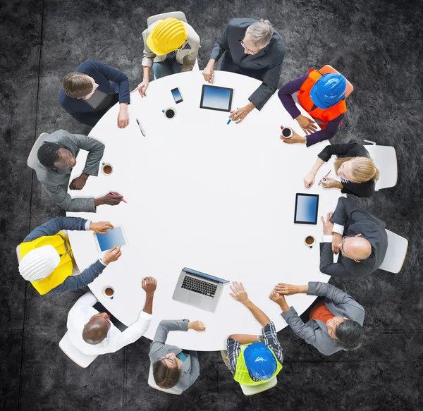 Grupo de empresarios en una reunión —  Fotos de Stock