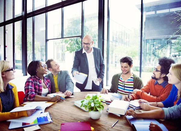 Diverse Casual Business People in a Meeting — Stock Photo, Image