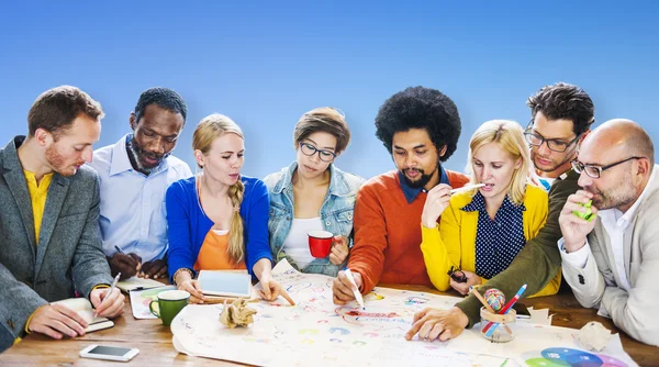 Brainstorming Comunicação Trabalho em equipe Conceito — Fotografia de Stock