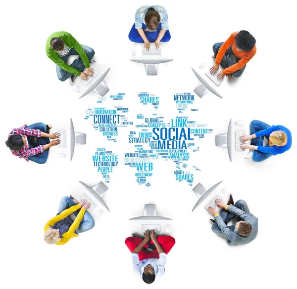 Concepto de Conexión a Internet en Redes Sociales — Foto de Stock