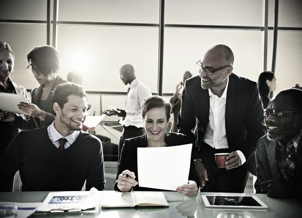 Geschäftsleute Kommunikation Diskussionskonzept — Stockfoto