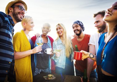 Arkadaşlar dostluk eğlence eğlenceli kavramı