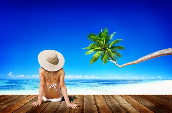 Woman Relaxing Sunny Beach Concept — Stock Photo, Image