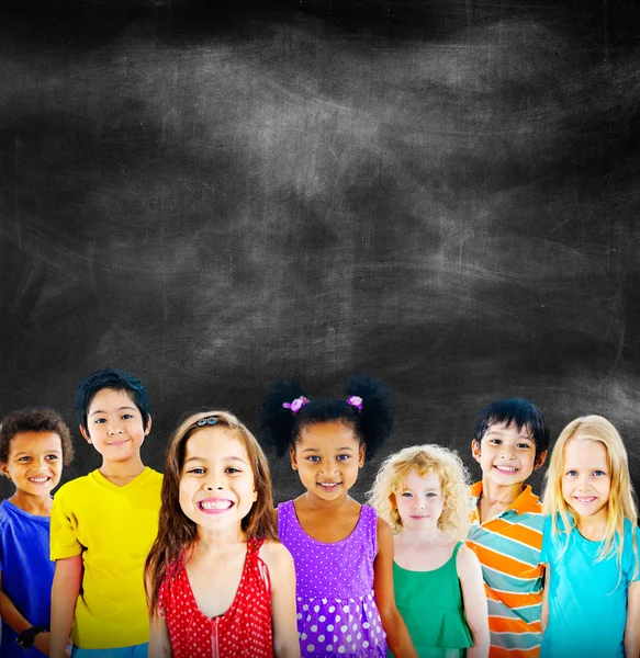 Vielfalt Kinder Freundschaftskonzept — Stockfoto