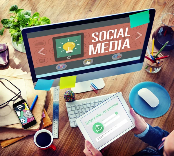Médias sociaux social networking technologies concept de connexion — Photo