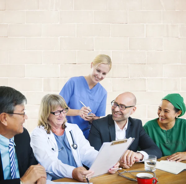 Doctor Discusión Reunión Concepto —  Fotos de Stock