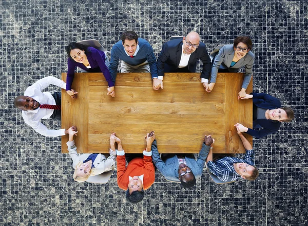 Ανθρώπους των επιχειρήσεων σε συνεδρίαση, συναδέλφωσης έννοια — Φωτογραφία Αρχείου