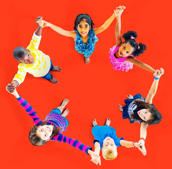 Children standing in circle — Stock Photo, Image