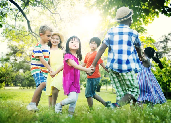 Niños Amistad, Concepto de Felicidad —  Fotos de Stock