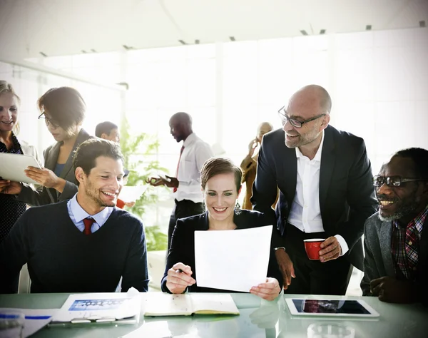 Diversidade Pessoas de negócios em reunião — Fotografia de Stock