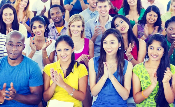 Diversiteit mensen samen — Stockfoto