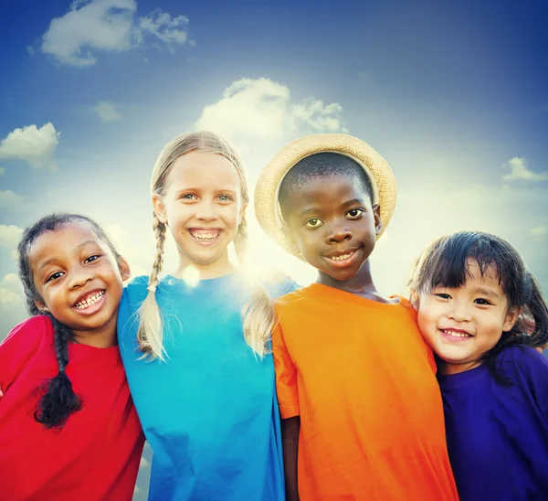 Kinderen eenheid en vriendschap — Stockfoto