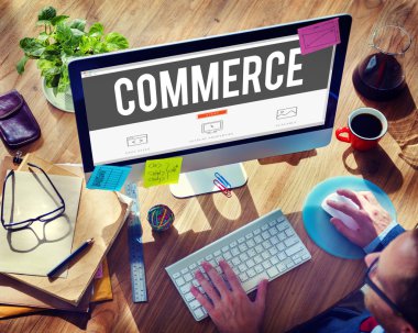 İşadamı çalışma bilgisayar ve ticaret